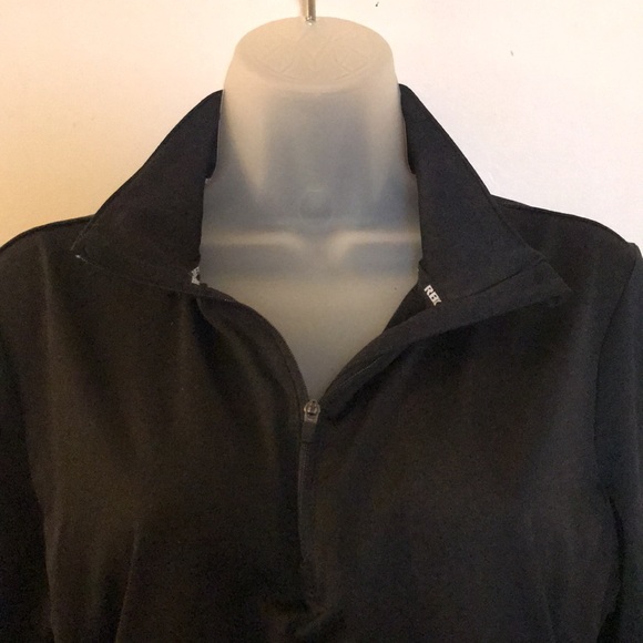 Black Reebok workout 🏋️♂️ top - Picture 4 of 6